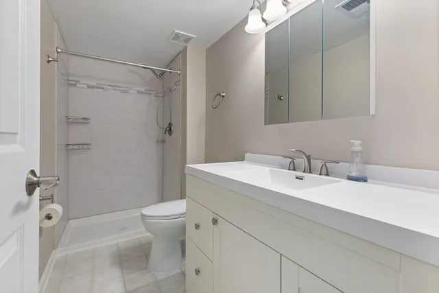 $262,500 | 11134 NW Road, Unit 2C, Palos Hills, IL 60465