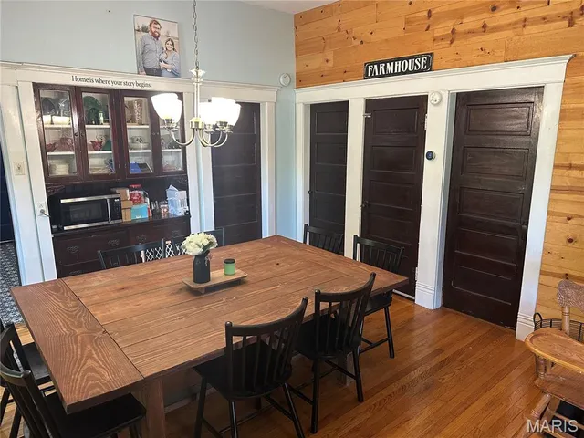 $165,000 | 318 West Main Street, Oakdale, IL 62268