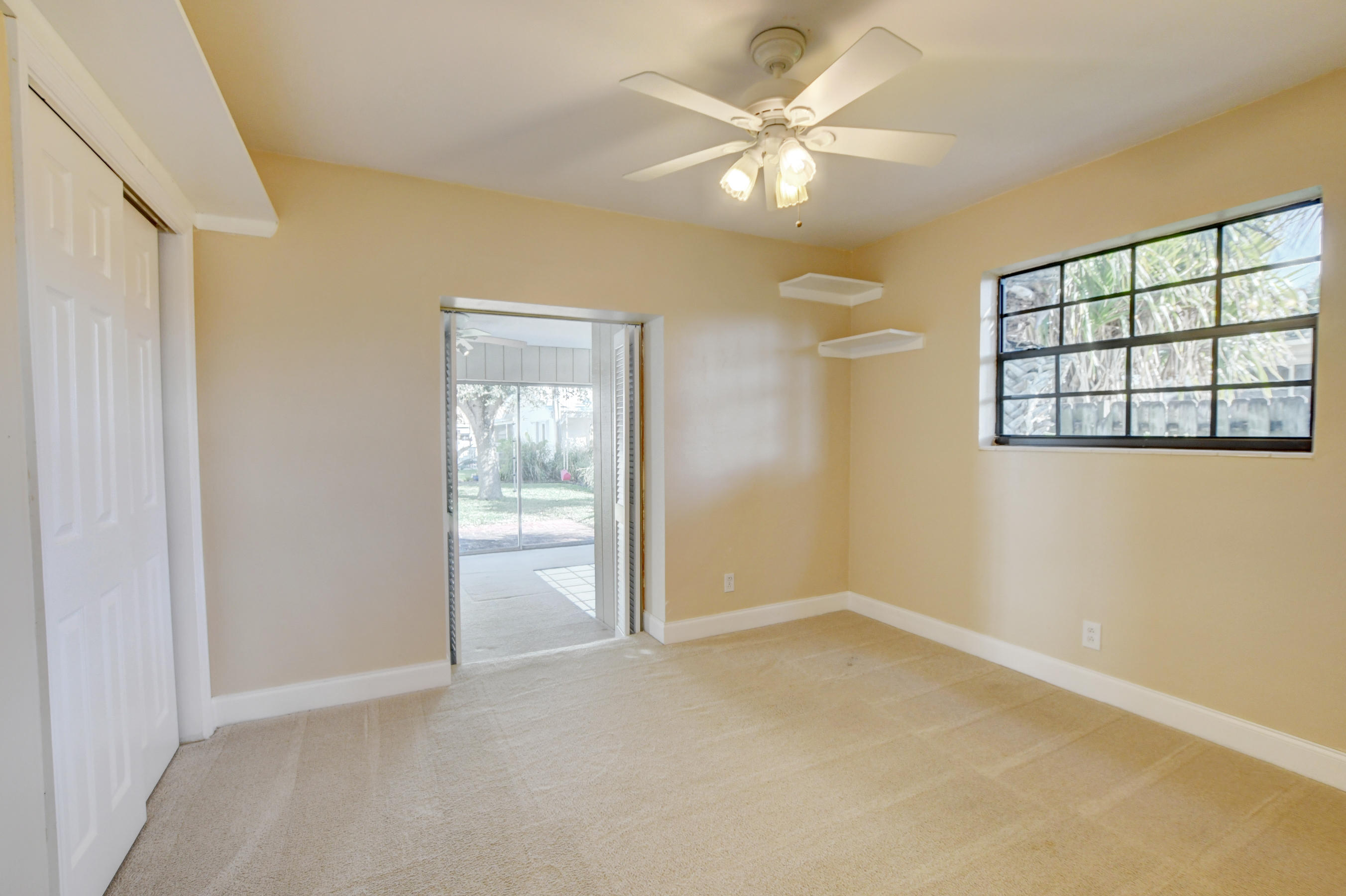4554 Northeast 4th Avenue Boca Raton, FL 33431 - Photo 22 of 37 22_Third bedroom
