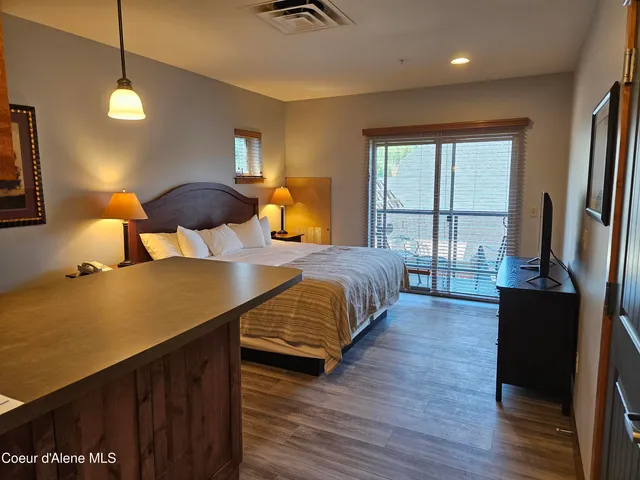 $165,000 | 604 Bunker Avenue, Unit 403, Kellogg, ID 83837