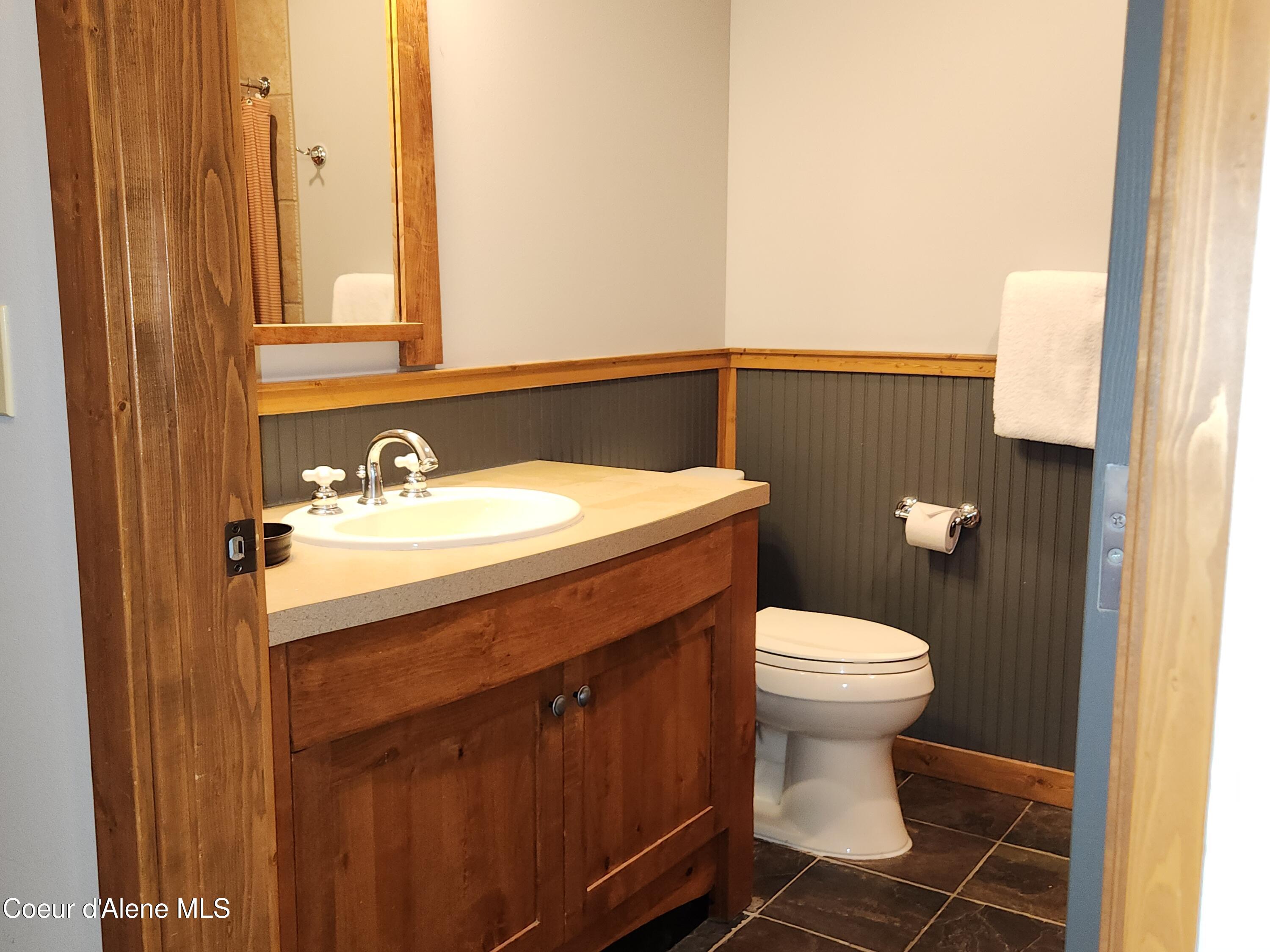 604 Bunker Avenue, Unit 403 Kellogg, ID 83837 - Photo 10 of 17 602 Bunker Ave 403