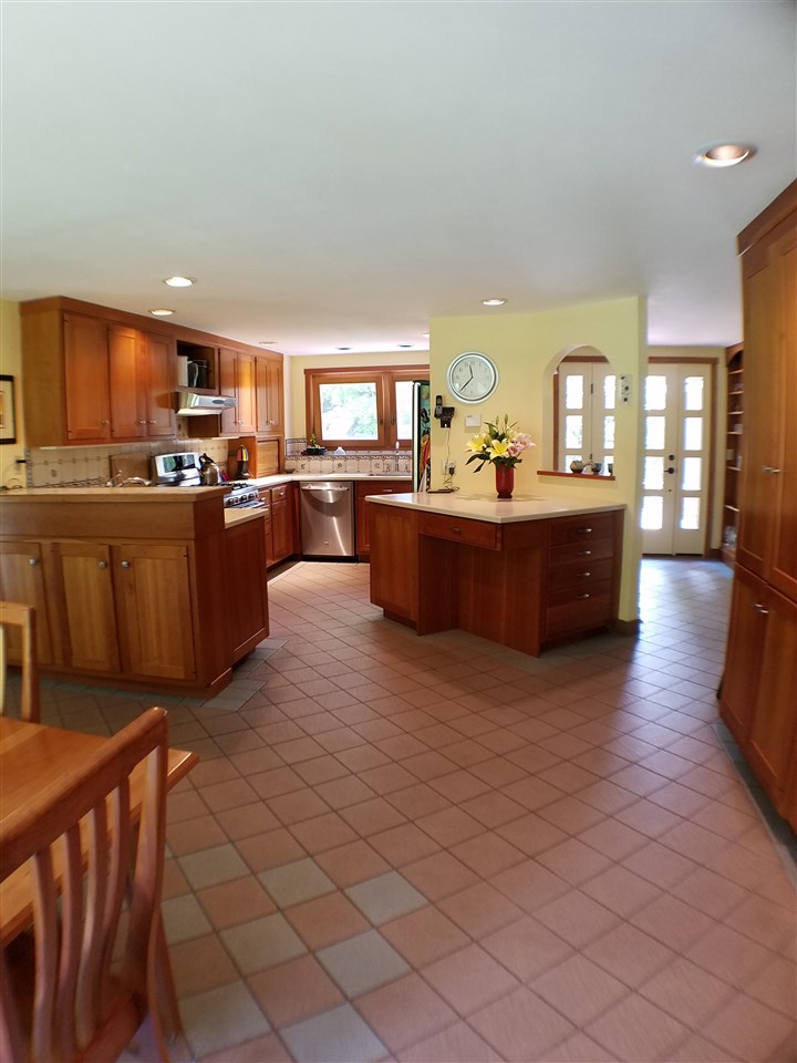 107 Labounty Road Randolph, VT 05060 - Photo 5 of 40