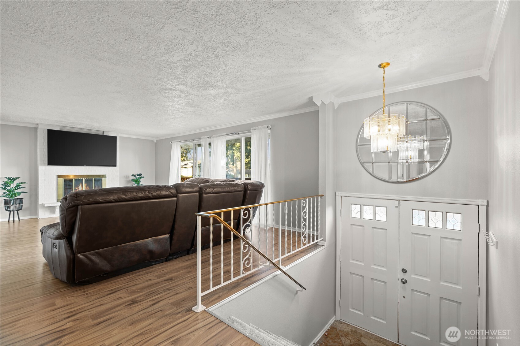 3907 Southwest 328th Street Federal Way, WA 98023 - Photo 5 of 40