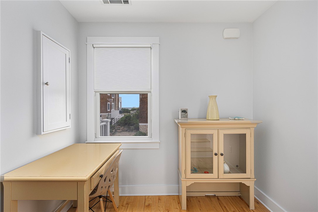 236 Sand Hill Cove Road, Unit B4 Narragansett, RI 02882 - Photo 27 of 38