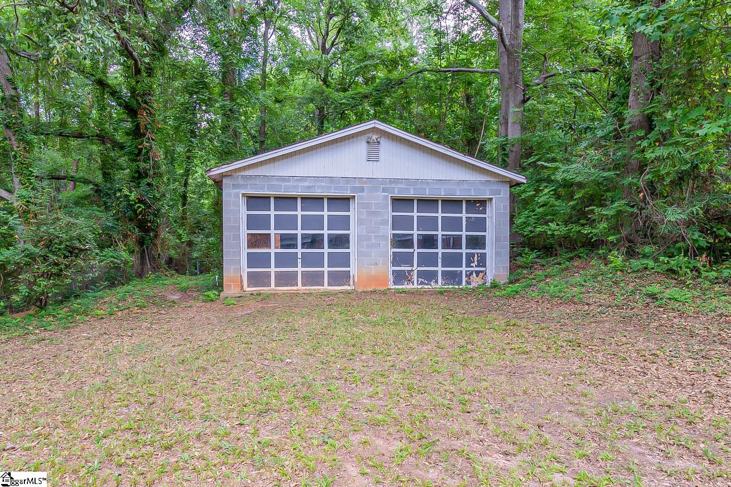 136 Glenn Road Greenville, SC 29607 - Photo 17 of 19 Gallery Image 17