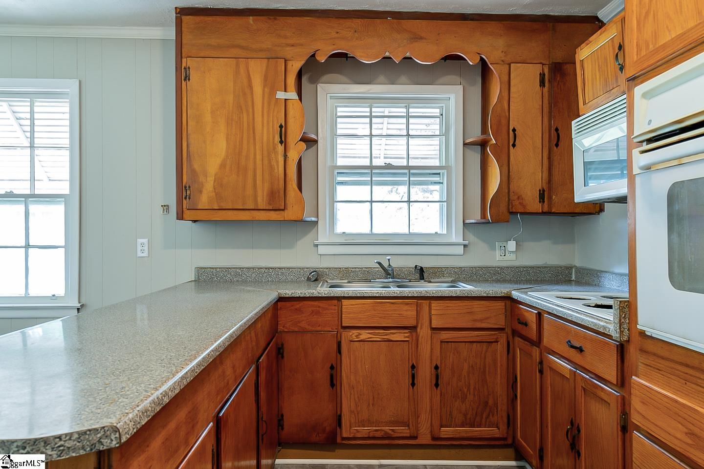 136 Glenn Road Greenville, SC 29607 - Photo 8 of 19 Gallery Image 8