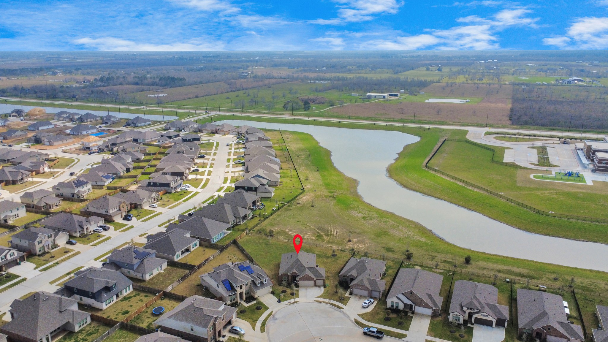 1654 Sequoia Run Drive Rosharon, TX 77583 - Photo 19 of 24 an aerial view of a houses with a yard