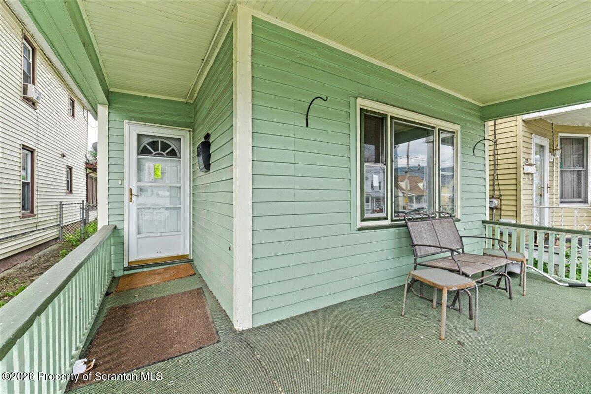 321 Ferdinand Street Scranton, PA 18508 - Photo 3 of 32 13-DSC03145