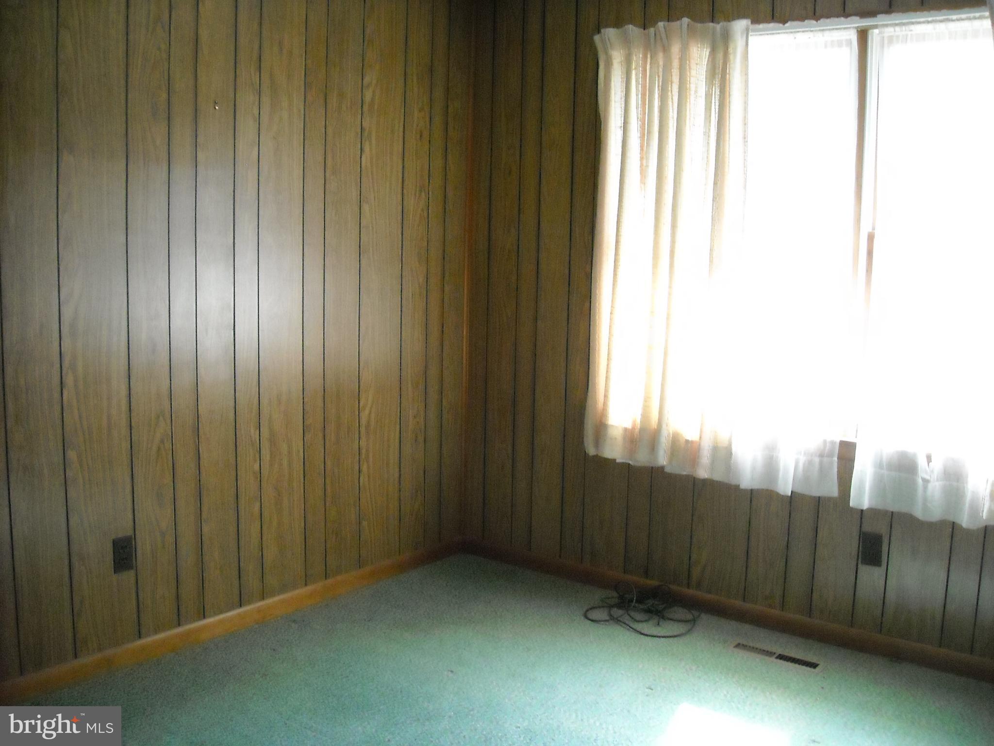 11283 Central Avenue Ridgely, MD 21660 - Photo 14 of 20 Bedroom 1