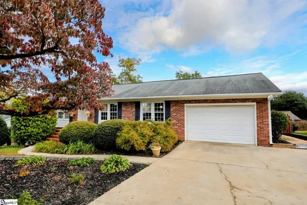 $464,900 | 304 Del Norte Road, Greenville, SC 29615