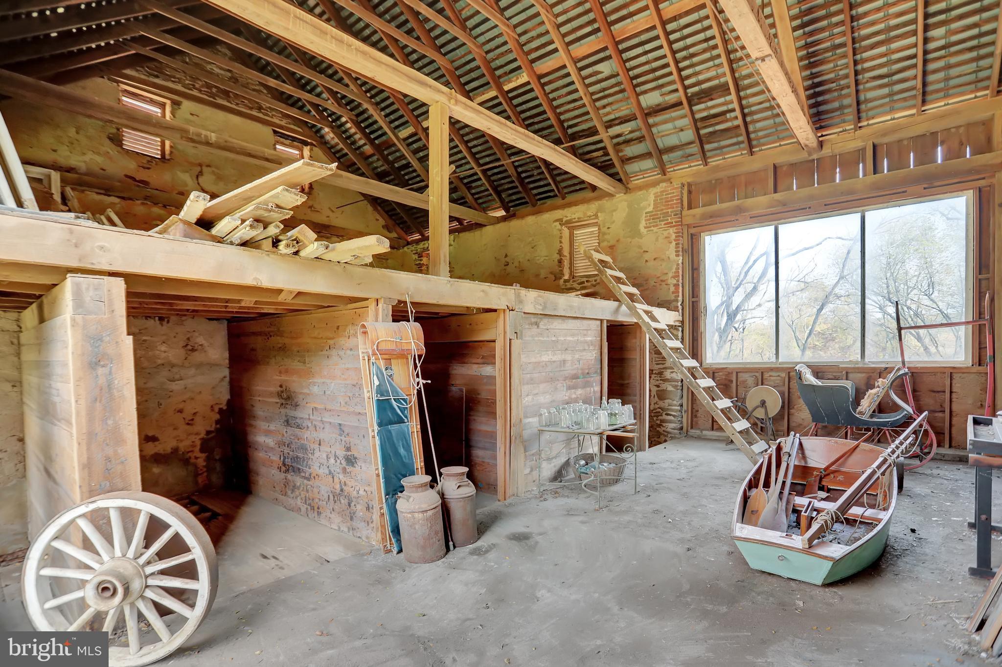 10909 Garrison Forest Road Owings Mills, MD 21117 - Photo 44 of 59 Central bay of the barn