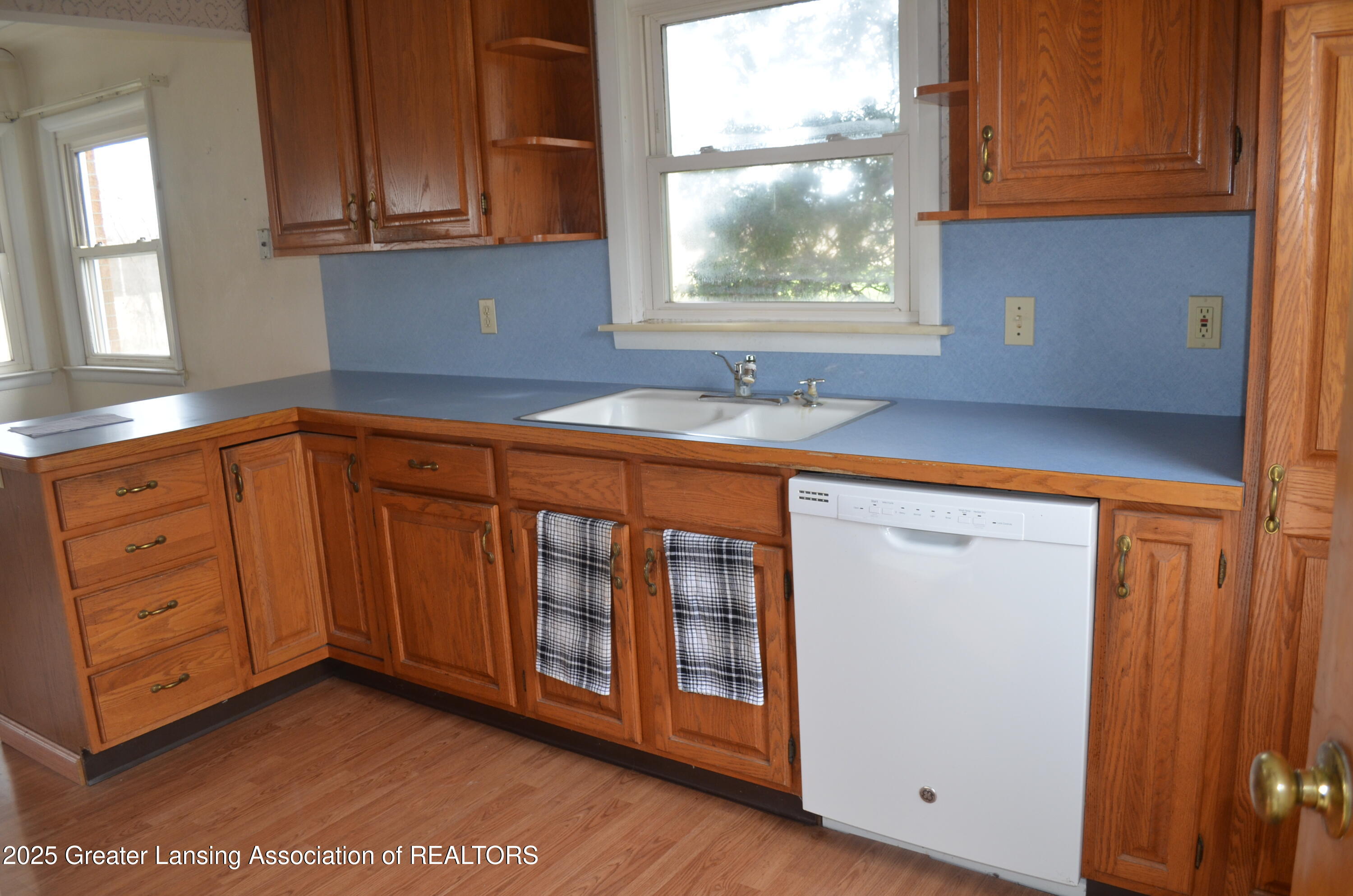 1991 North Stewart Road Charlotte, MI 48813 - Photo 20 of 37 DSC_0288
