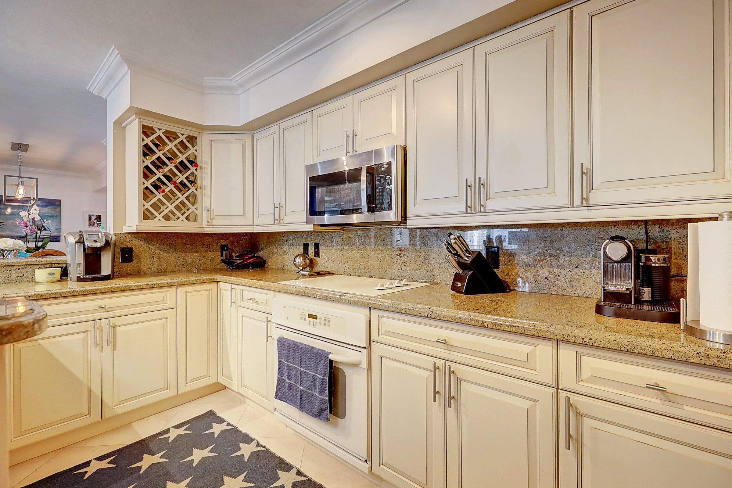 3606 South Ocean Boulevard, Unit 703 Highland Beach, FL 33487 - Photo 4 of 14 KITCHEN