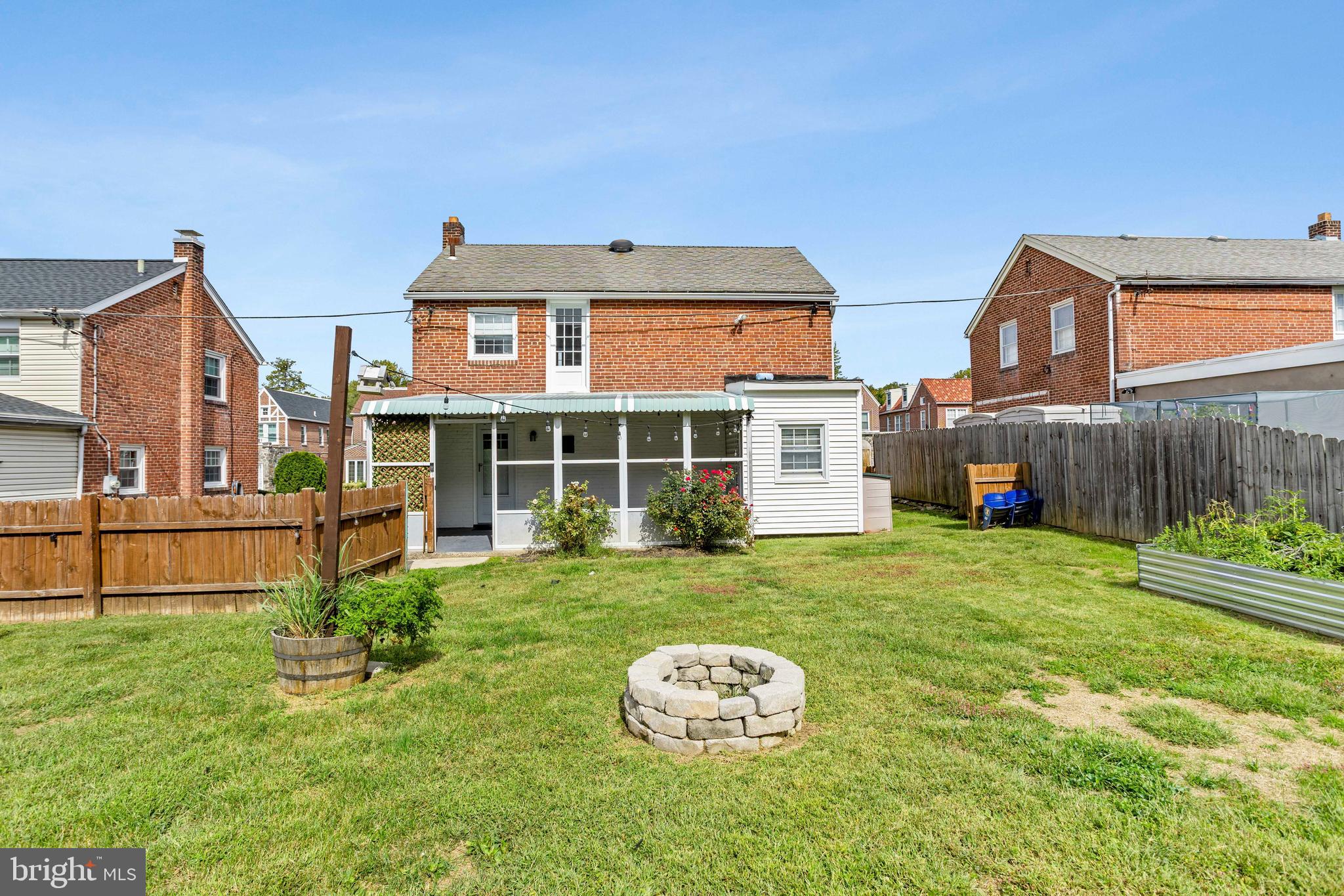 30 Wayne Avenue Springfield, PA 19064 - Photo 22 of 24 front view of a house with a yard