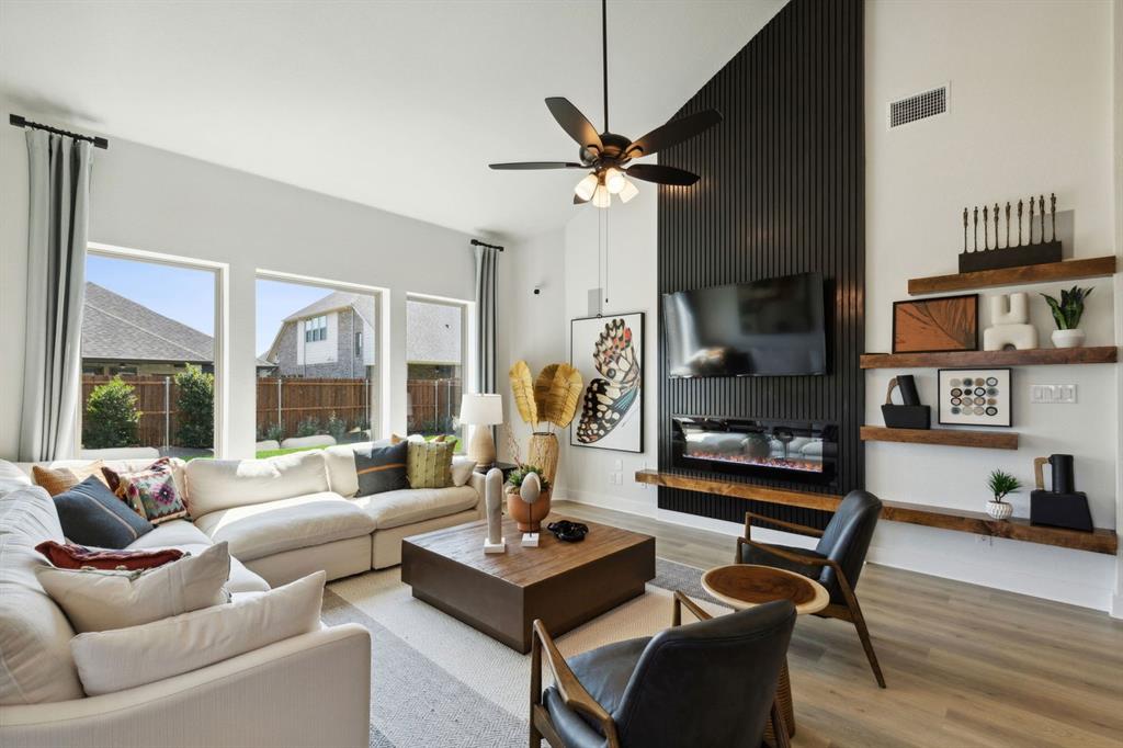 4341 Addison Street Midlothian, TX 76065 - Photo 9 of 38 Representative