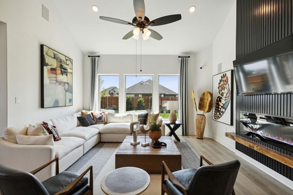 4341 Addison Street Midlothian, TX 76065 - Photo 10 of 38 Representative