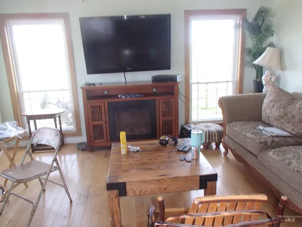 $419,975 | 9506 Wright Road, Melba, ID 83641
