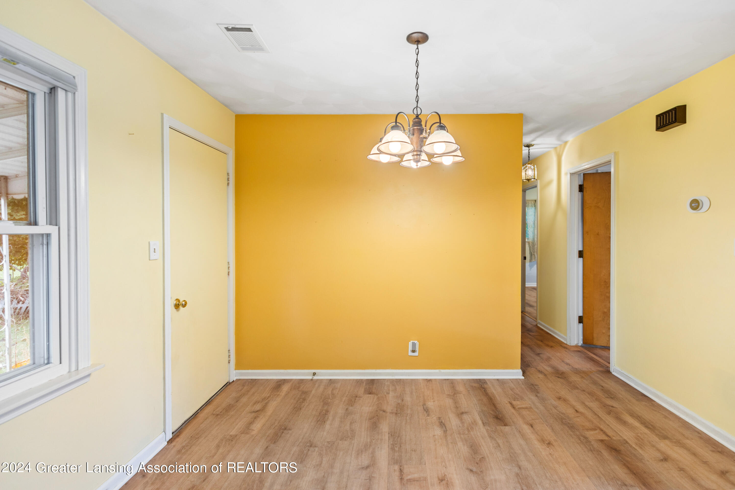 1015 Bretton Road Lansing, MI 48917 - Photo 8 of 40 BRETTON-6