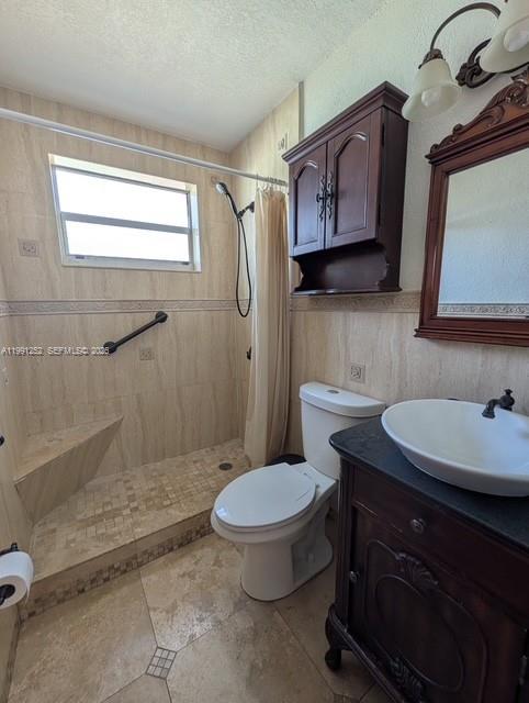 648 East 40th Street Hialeah, FL 33013 - Photo 7 of 14