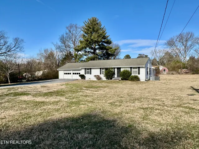 2133 Sandra Drive, Knoxville, TN 37918