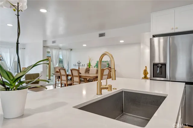 $1,399,000 | 16261 Sher Lane, Huntington Beach, CA 92647