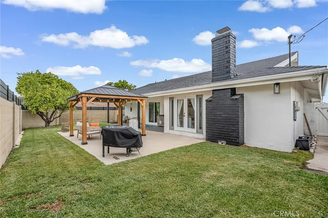 $1,399,000 | 16261 Sher Lane, Huntington Beach, CA 92647