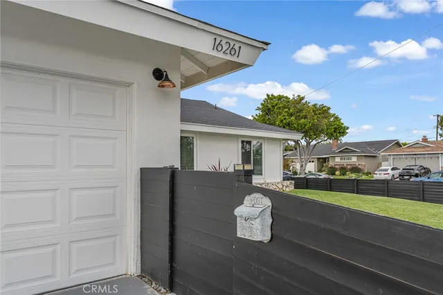 $1,399,000 | 16261 Sher Lane, Huntington Beach, CA 92647
