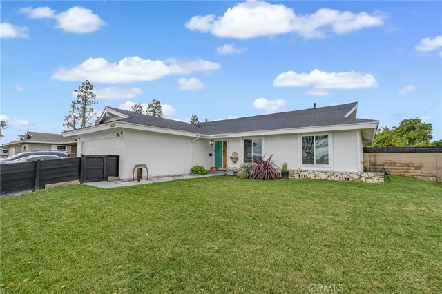 $1,399,000 | 16261 Sher Lane, Huntington Beach, CA 92647