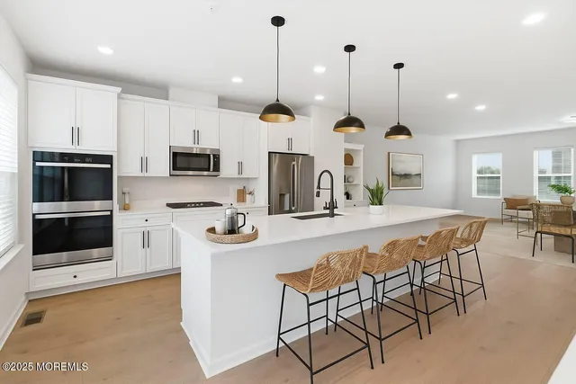 $6,000 | 4 Barton Avenue, Oceanport, NJ 07757