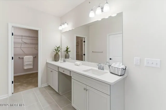 $6,000 | 4 Barton Avenue, Oceanport, NJ 07757