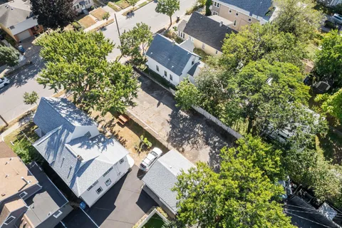 $175,000 | 2110 4th Street Northeast, Minneapolis, MN 55418