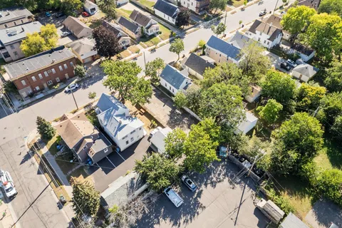 $175,000 | 2110 4th Street Northeast, Minneapolis, MN 55418