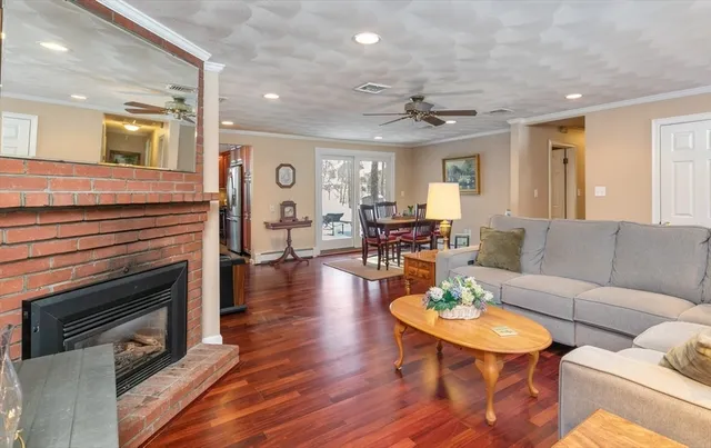 $750,000 | 13 Wing Terrace, Burlington, MA 01803