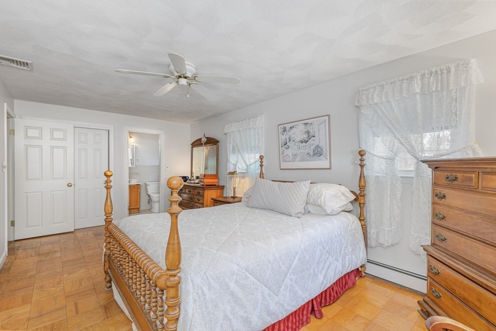 13 Wing Terrace Burlington, MA 01803 - Photo 20 of 32