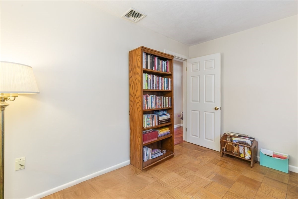 13 Wing Terrace Burlington, MA 01803 - Photo 27 of 32