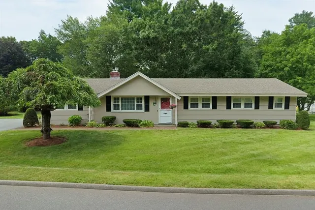 $750,000 | 13 Wing Terrace, Burlington, MA 01803