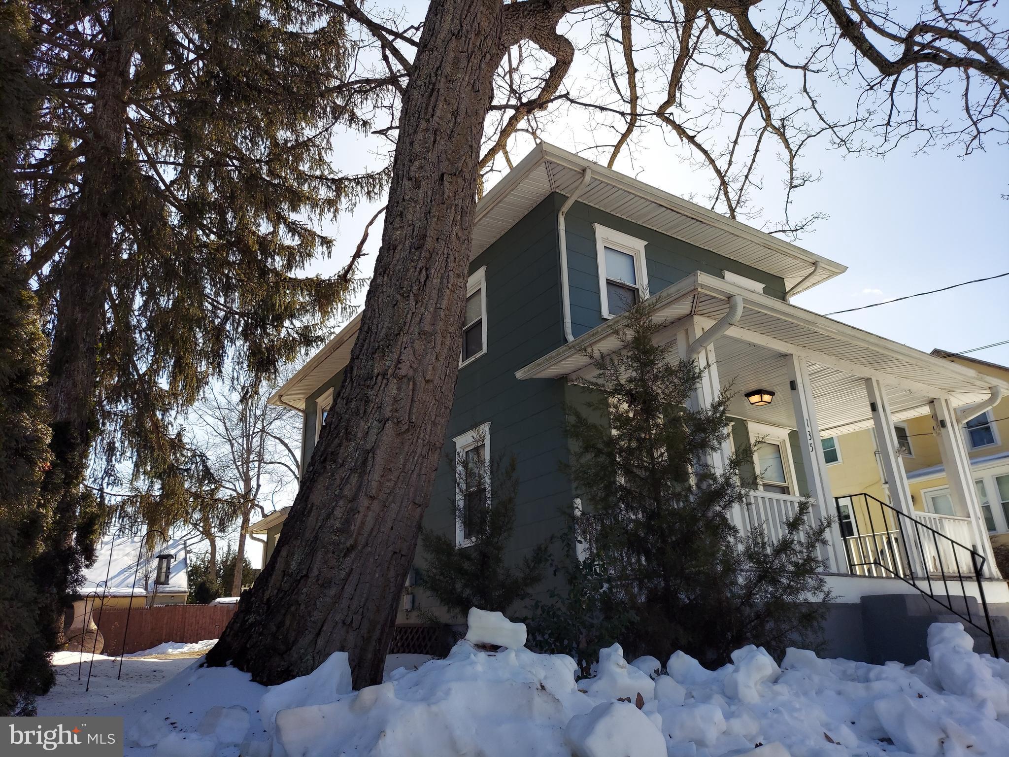 135 Laurel Avenue Pitman, NJ 08071 - Photo 2 of 26