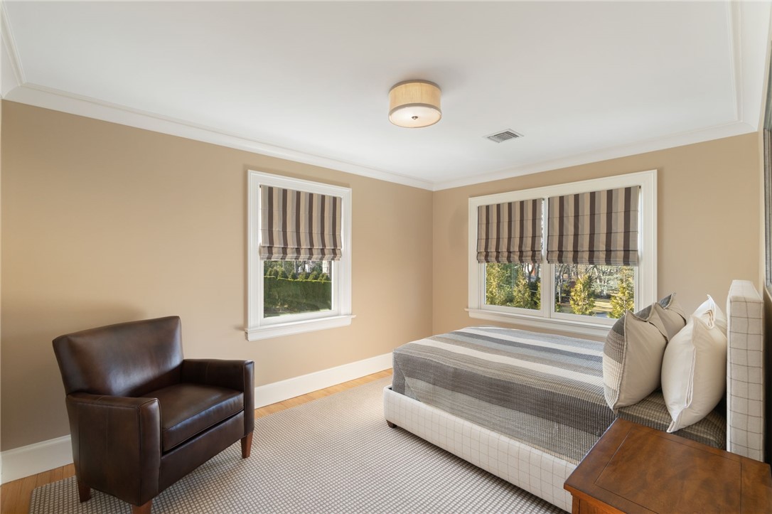 40 Applewood Road Cranston, RI 02920 - Photo 31 of 48 Fourth Bedroom