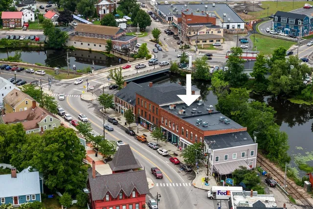 $1,950 | 32 Market Street, Unit B, Somersworth, NH 03878