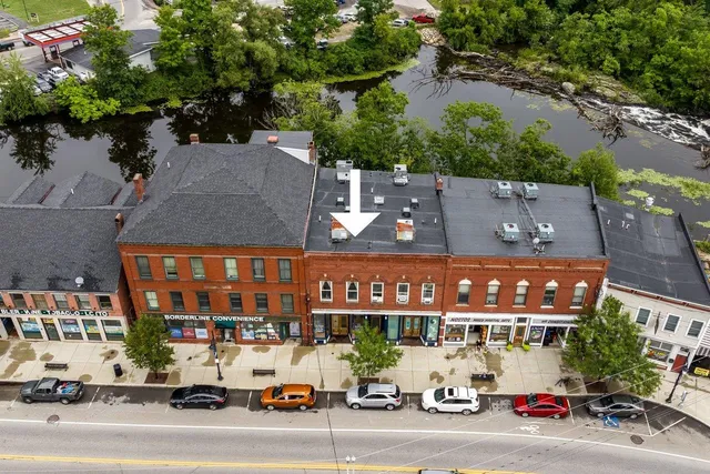 $1,950 | 32 Market Street, Unit B, Somersworth, NH 03878