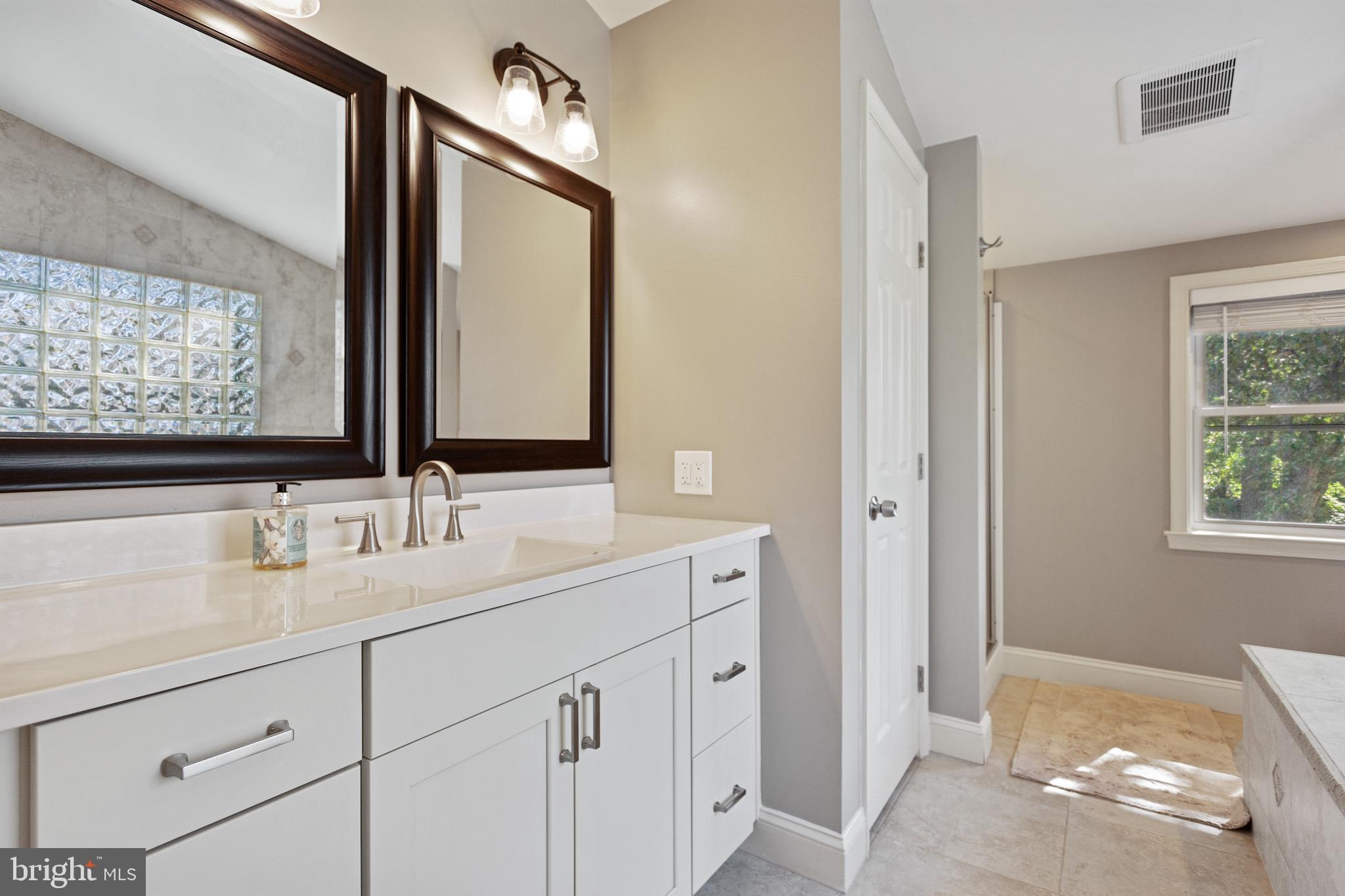 1207 Seven Oaks Road Halethorpe, MD 21227 - Photo 24 of 42