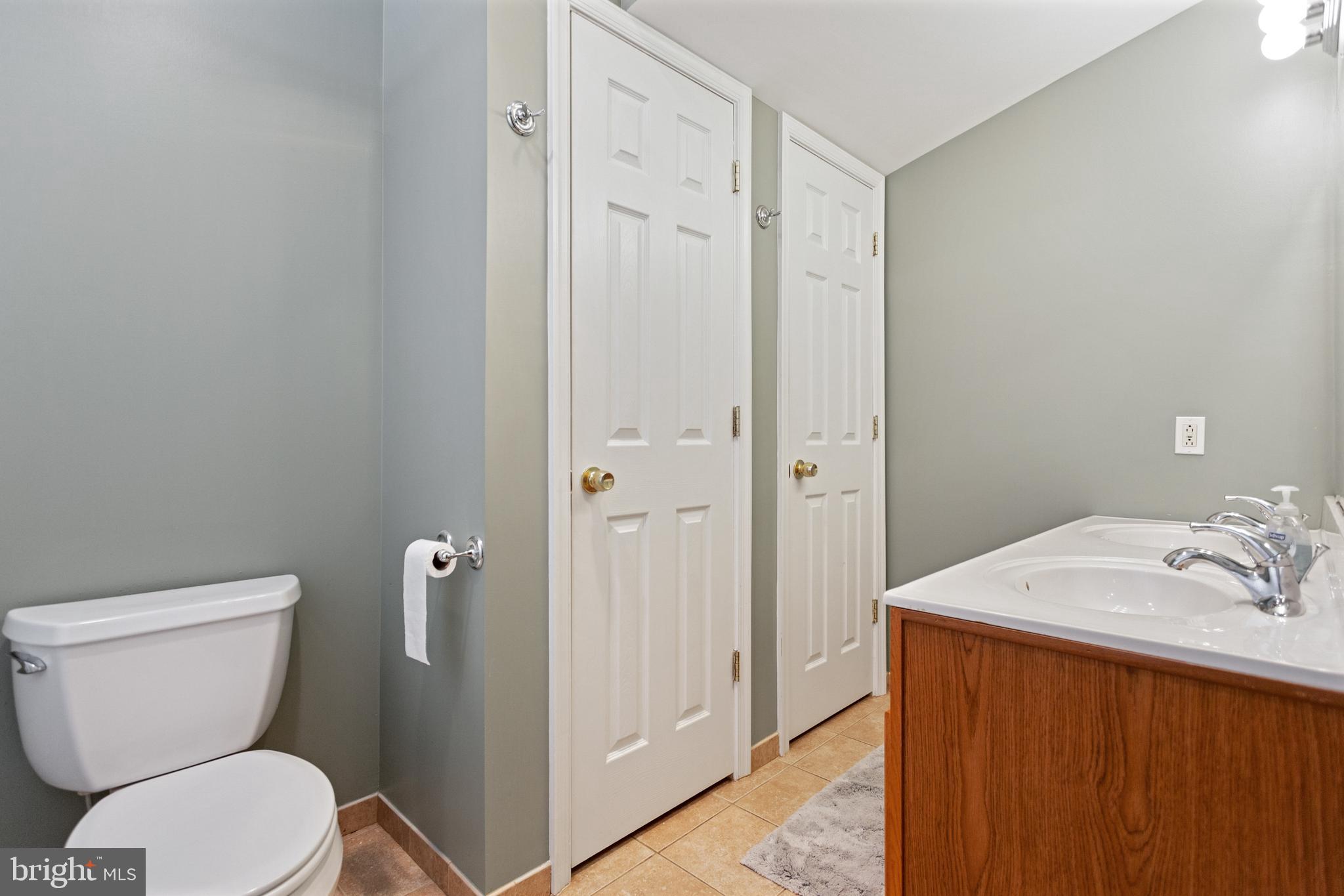 1207 Seven Oaks Road Halethorpe, MD 21227 - Photo 31 of 42