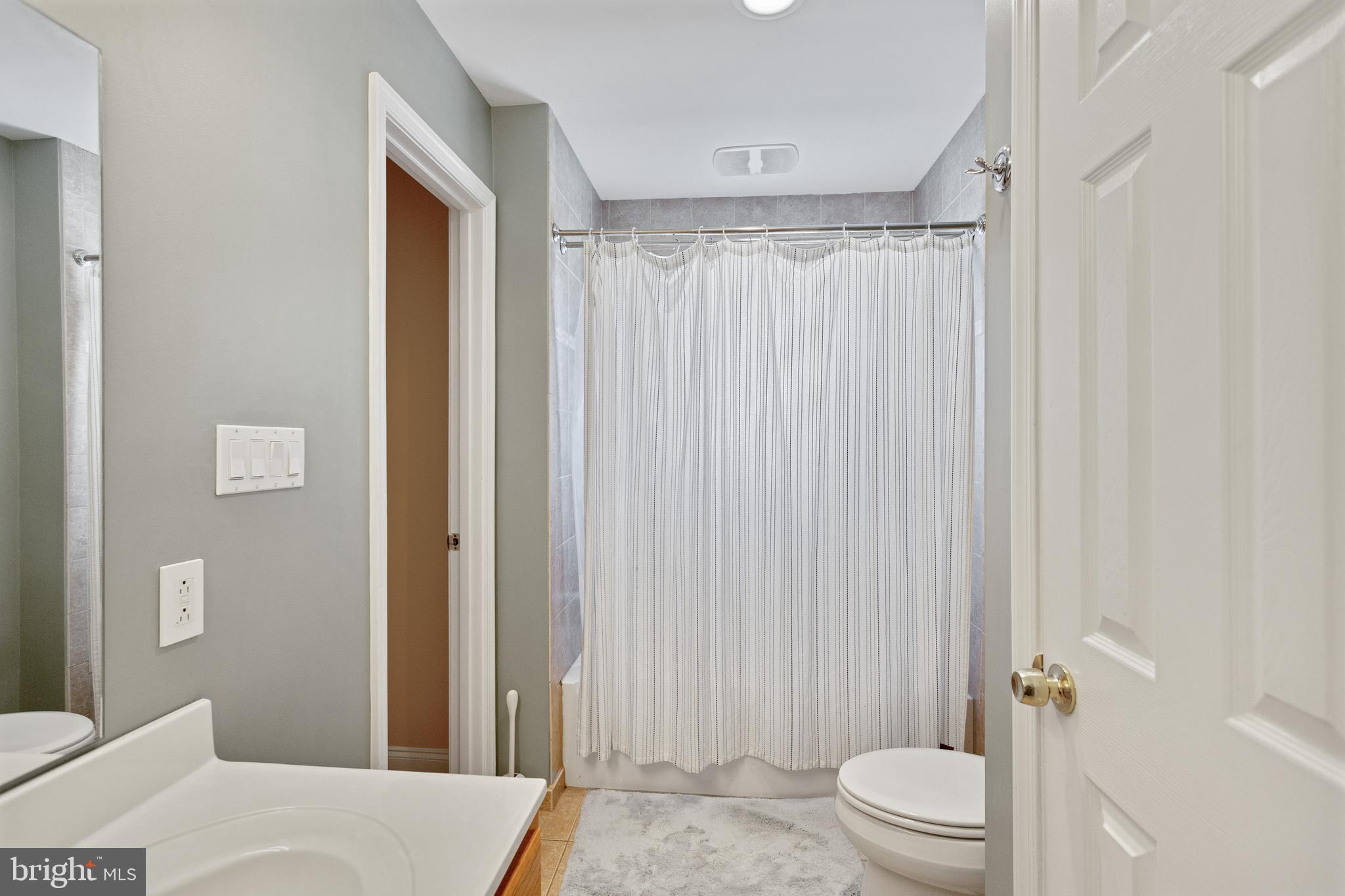 1207 Seven Oaks Road Halethorpe, MD 21227 - Photo 33 of 42