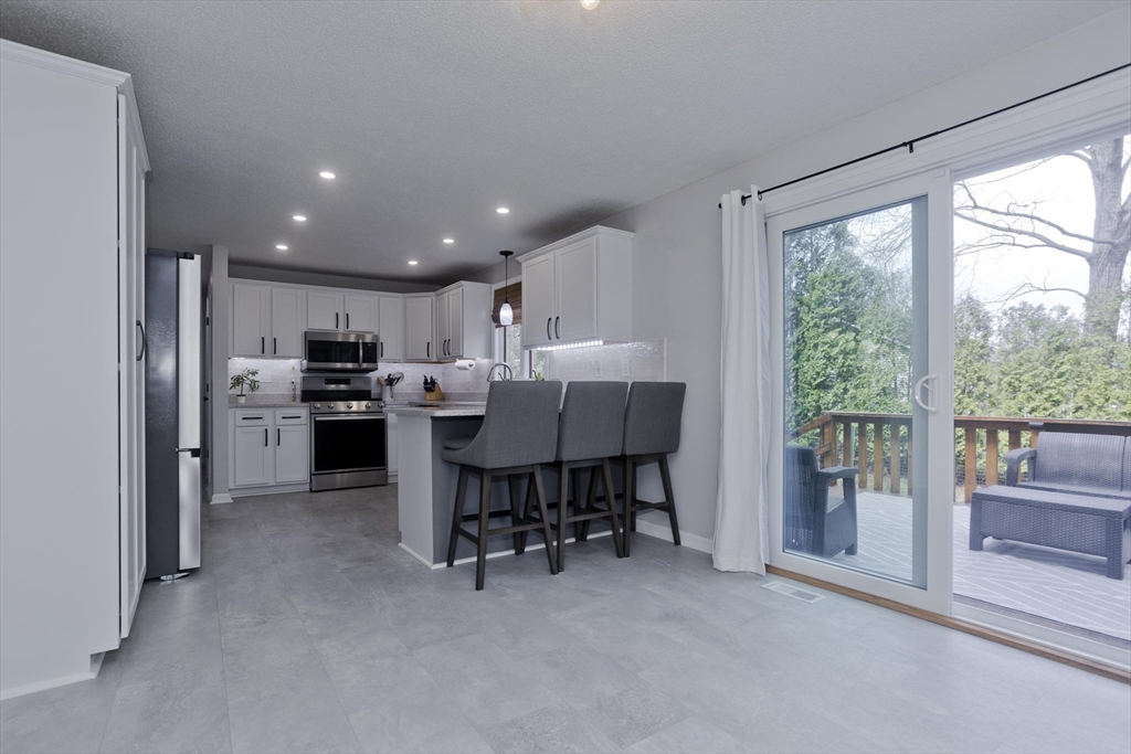 9 Post Road Chicopee, MA 01020 - Photo 13 of 42