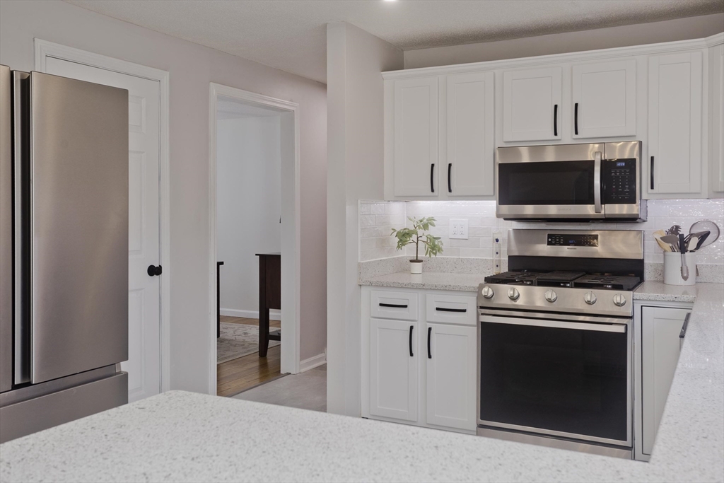 9 Post Road Chicopee, MA 01020 - Photo 18 of 42