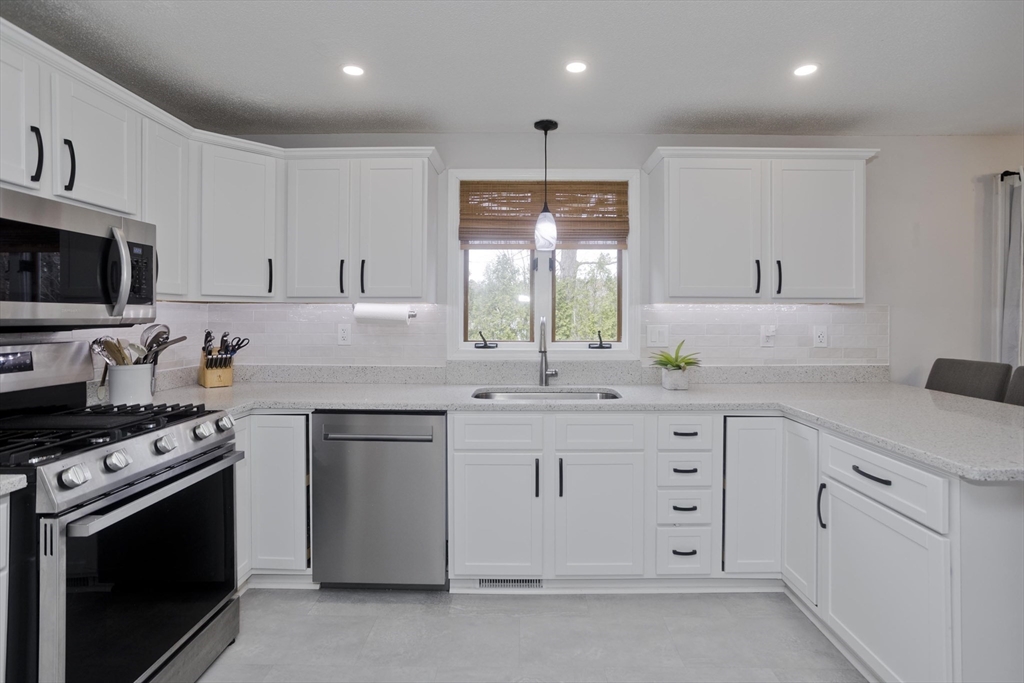 9 Post Road Chicopee, MA 01020 - Photo 20 of 42