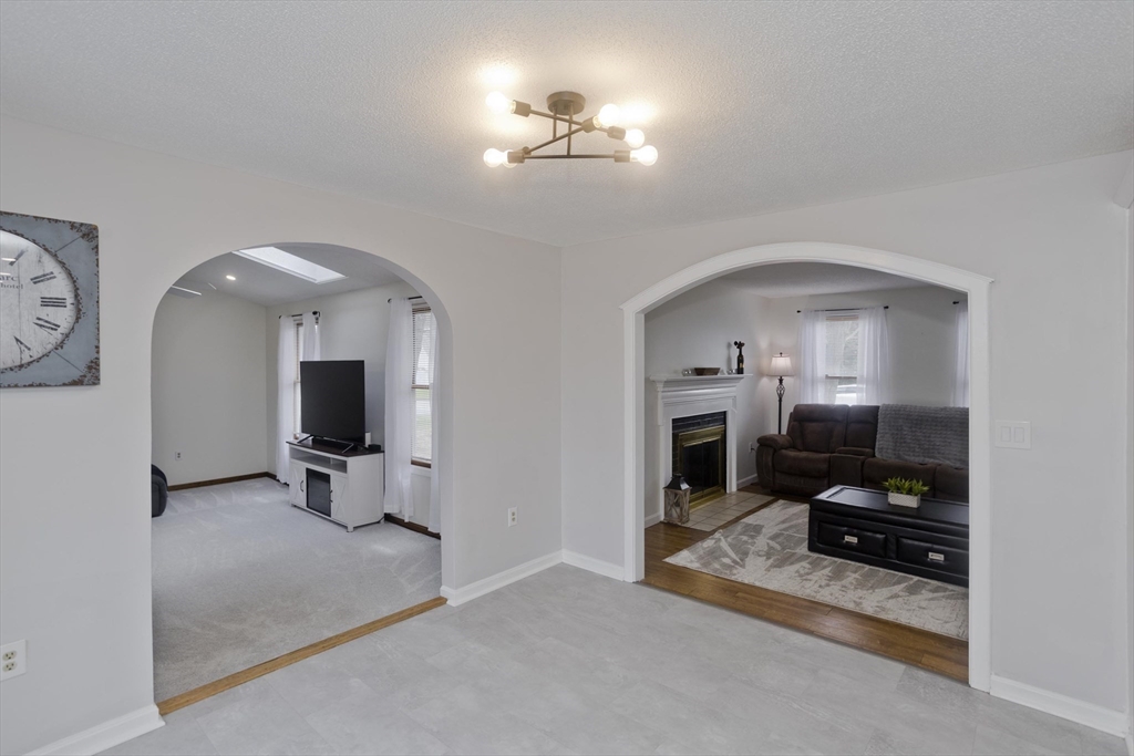 9 Post Road Chicopee, MA 01020 - Photo 22 of 42