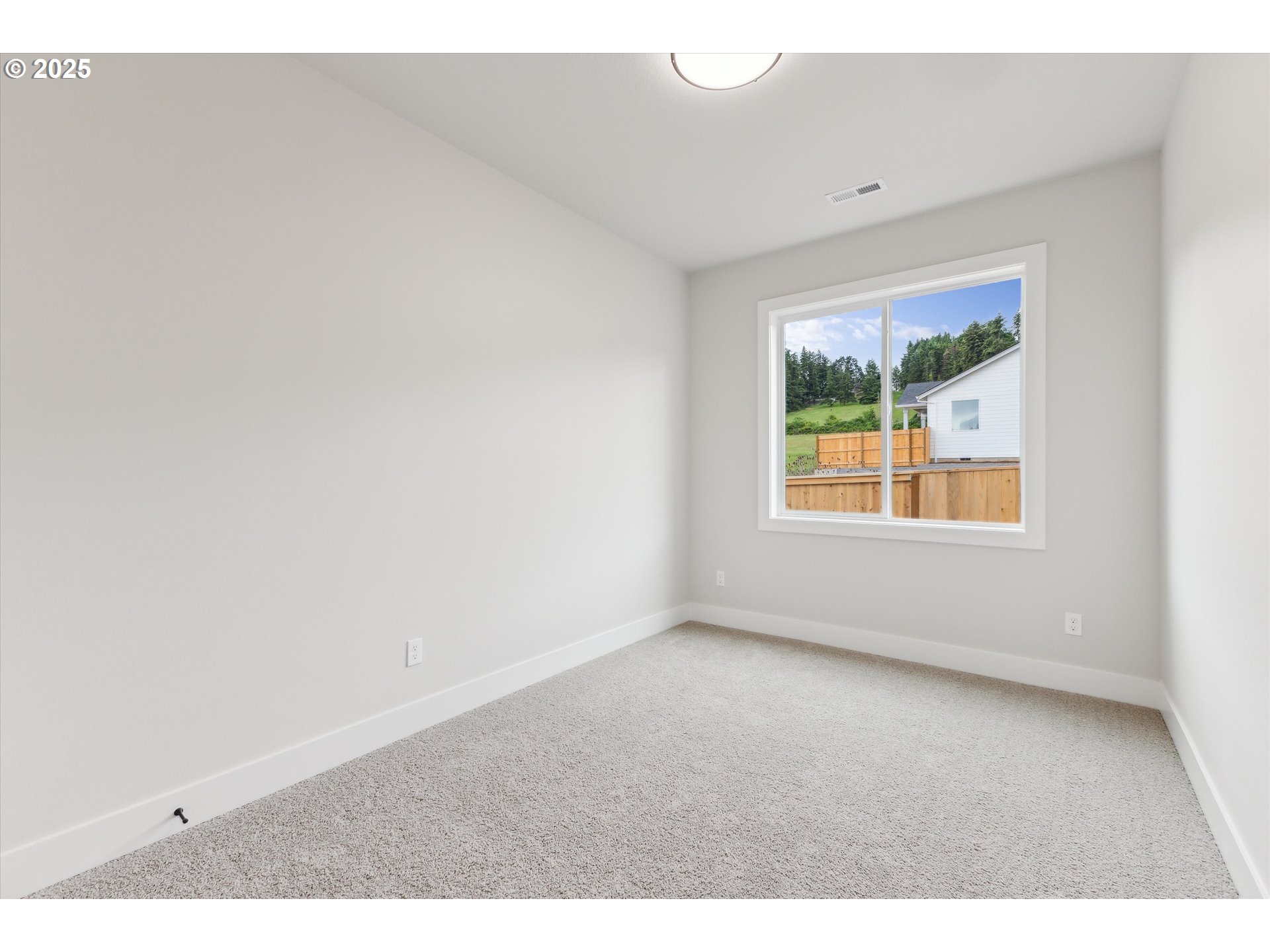 773 Riley Drive Northeast Silverton, OR 97381 - Photo 16 of 25 Gallery Image 16