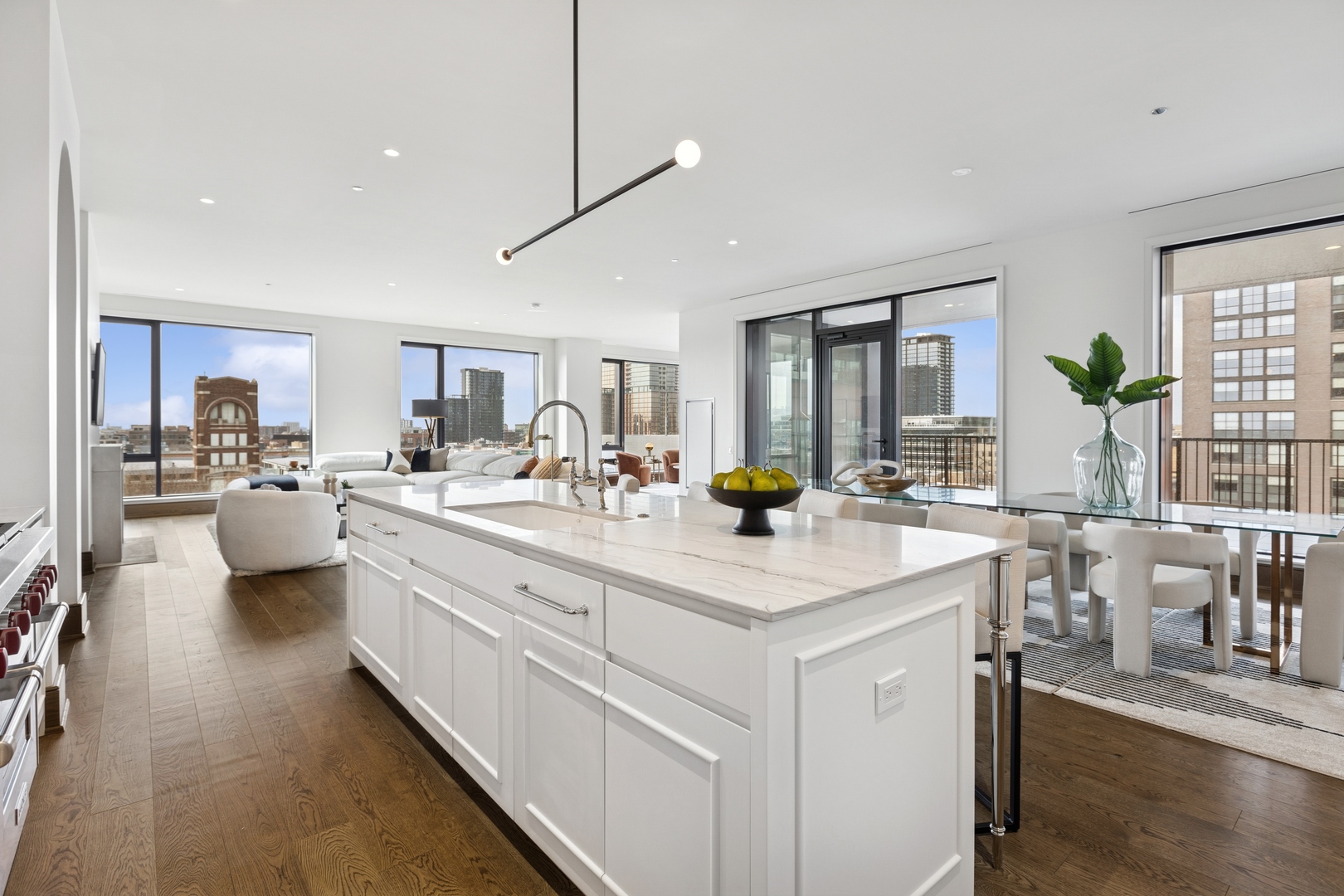 21 North May Street, Unit 703 Chicago, IL 60607 - Photo 19 of 56