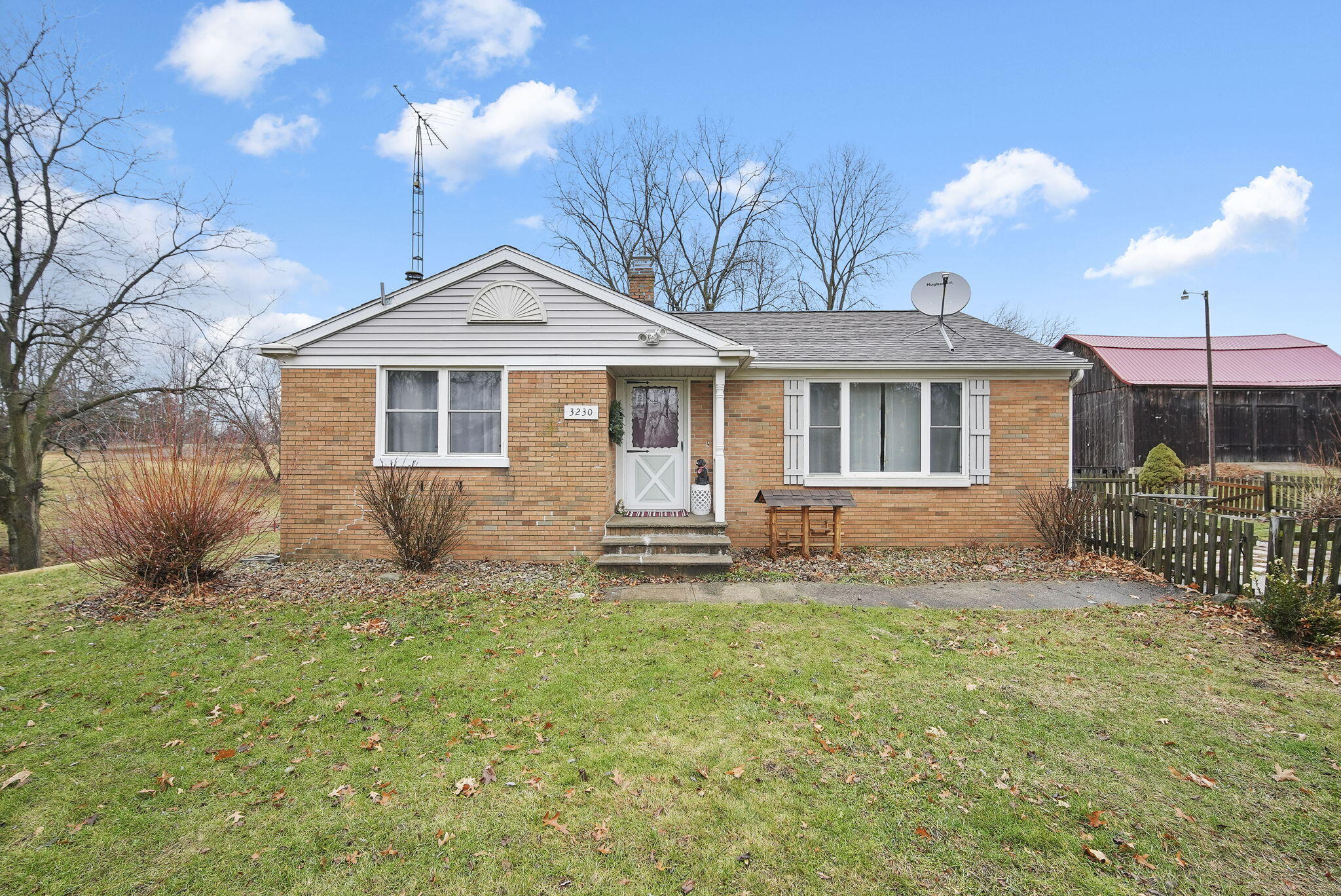 3230 Tygh Road Jackson, MI 49201 - Photo 2 of 54 2